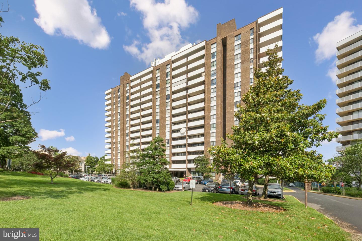 250 S REYNOLDS ST #610, ALEXANDRIA, Virginia 22304, 2 Bedrooms Bedrooms, ,2 BathroomsBathrooms,Residential,For sale,250 S REYNOLDS ST #610,VAAX2046244 MLS # VAAX2046244