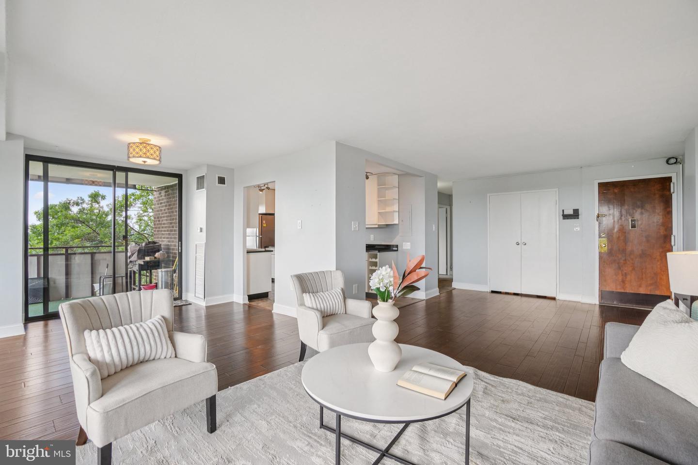 250 S REYNOLDS ST #610, ALEXANDRIA, Virginia 22304, 2 Bedrooms Bedrooms, ,2 BathroomsBathrooms,Residential,For sale,250 S REYNOLDS ST #610,VAAX2046244 MLS # VAAX2046244