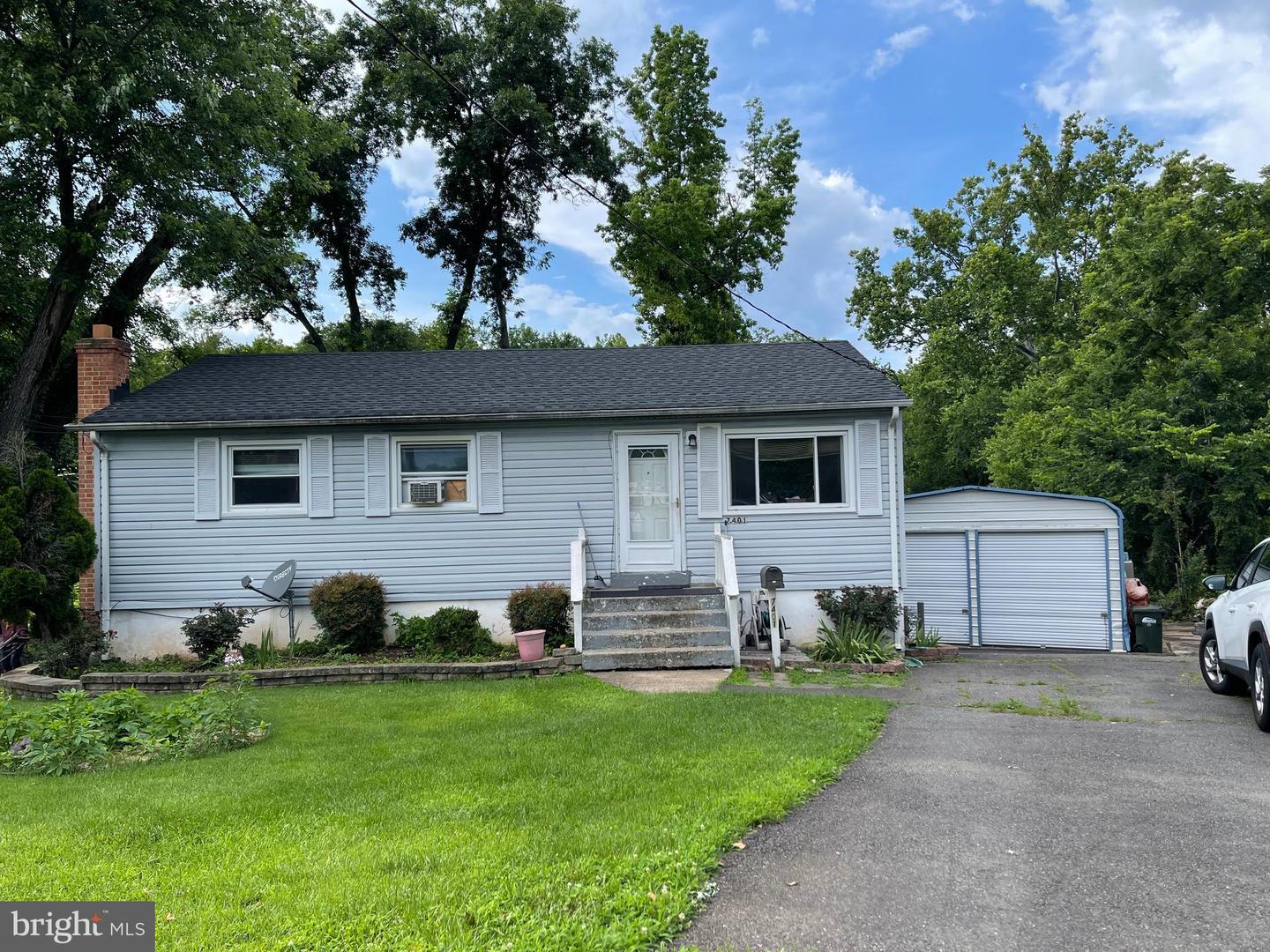 7401 ALBEMARLE DR, MANASSAS, Virginia 20111, 4 Bedrooms Bedrooms, ,2 BathroomsBathrooms,Residential,For sale,7401 ALBEMARLE DR,VAPW2096606 MLS # VAPW2096606