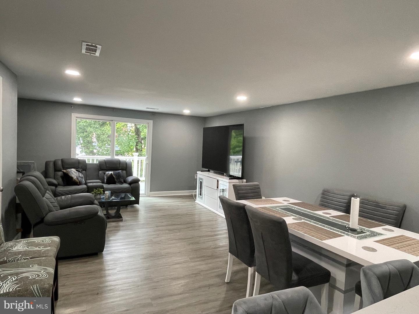 4612 CENTRAL PARK DR, WOODBRIDGE, Virginia 22193, 4 Bedrooms Bedrooms, ,2 BathroomsBathrooms,Residential,For sale,4612 CENTRAL PARK DR,VAPW2096832 MLS # VAPW2096832 4612 CENTRAL PARK DR, WOODBRIDGE, Virginia 22193, 4 Bedrooms Bedrooms, ,2 BathroomsBathrooms,Residential,For sale,4612 CENTRAL PARK DR,VAPW2096832 MLS # VAPW2096832