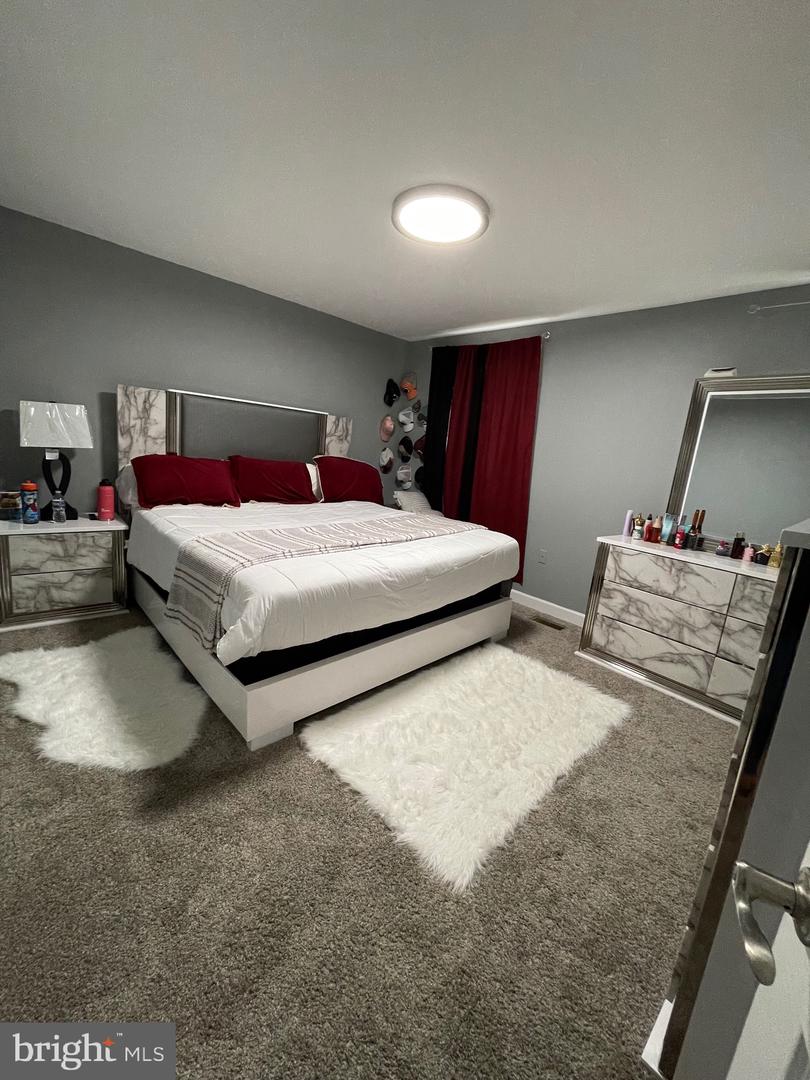 4612 CENTRAL PARK DR, WOODBRIDGE, Virginia 22193, 4 Bedrooms Bedrooms, ,2 BathroomsBathrooms,Residential,For sale,4612 CENTRAL PARK DR,VAPW2096832 MLS # VAPW2096832 4612 CENTRAL PARK DR, WOODBRIDGE, Virginia 22193, 4 Bedrooms Bedrooms, ,2 BathroomsBathrooms,Residential,For sale,4612 CENTRAL PARK DR,VAPW2096832 MLS # VAPW2096832