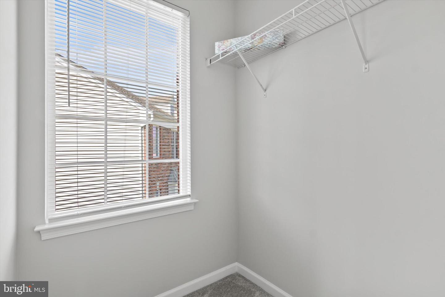 42806 LONGWORTH TER, CHANTILLY, Virginia 20152, 3 Bedrooms Bedrooms, 10 Rooms Rooms,3 BathroomsBathrooms,Residential,For sale,42806 LONGWORTH TER,VALO2099334 MLS # VALO2099334