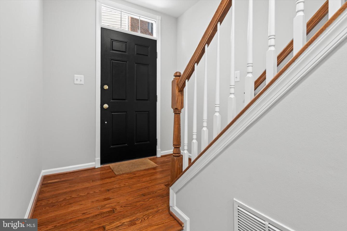 42806 LONGWORTH TER, CHANTILLY, Virginia 20152, 3 Bedrooms Bedrooms, 10 Rooms Rooms,3 BathroomsBathrooms,Residential,For sale,42806 LONGWORTH TER,VALO2099334 MLS # VALO2099334