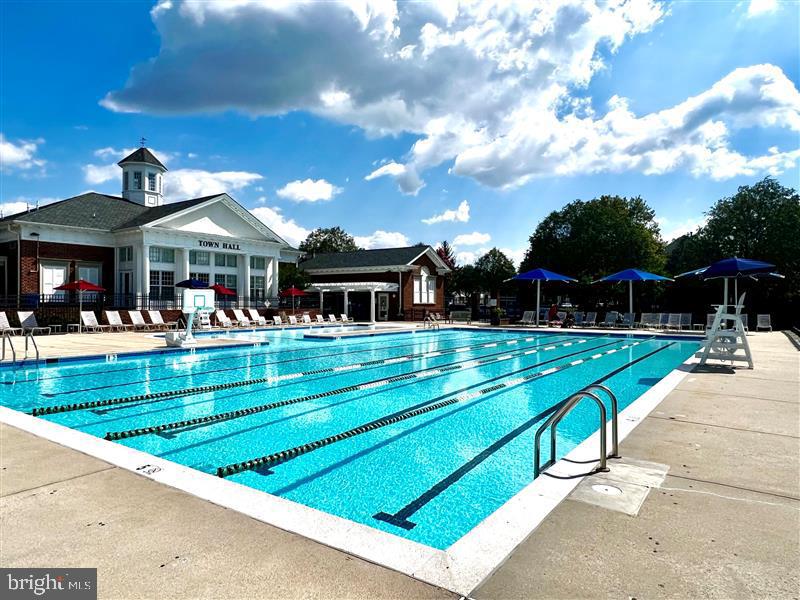 42806 LONGWORTH TER, CHANTILLY, Virginia 20152, 3 Bedrooms Bedrooms, 10 Rooms Rooms,3 BathroomsBathrooms,Residential,For sale,42806 LONGWORTH TER,VALO2099334 MLS # VALO2099334