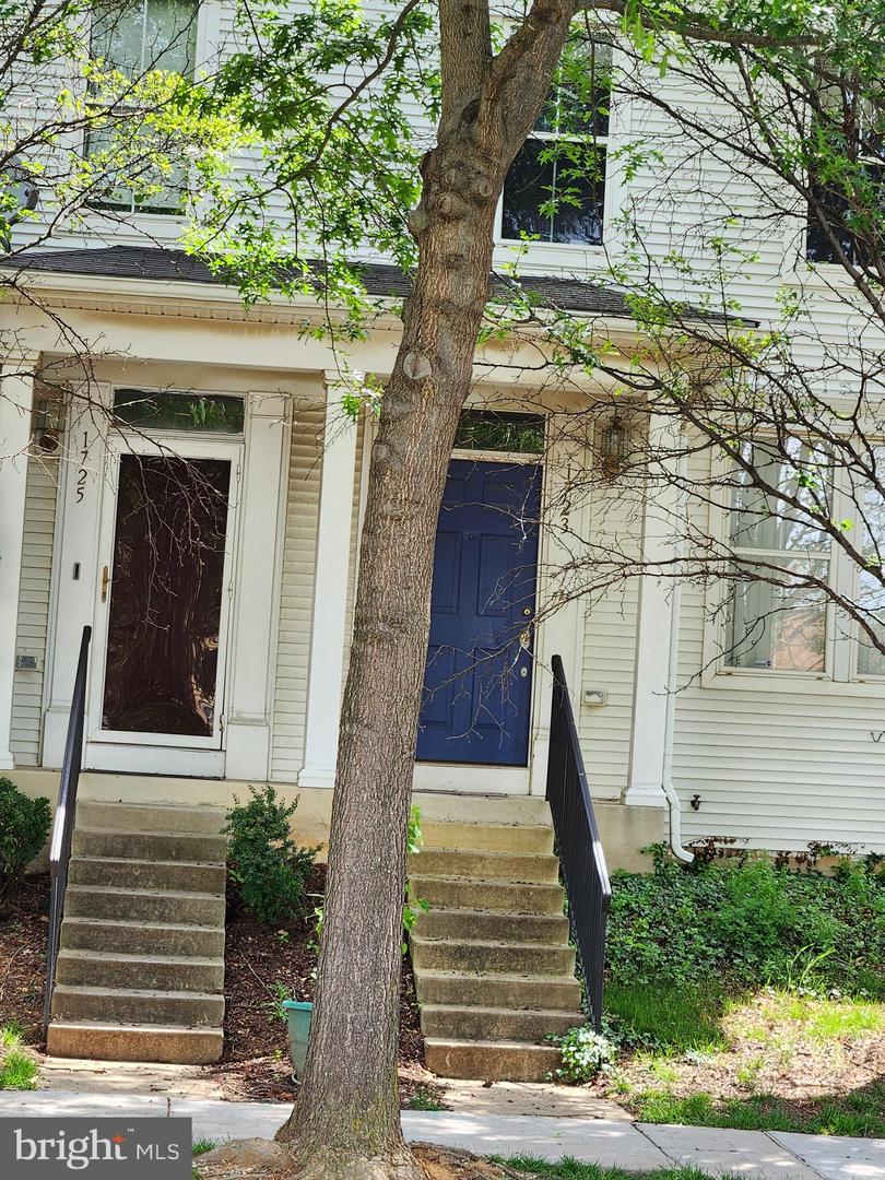 1723 STANTON TER SE, WASHINGTON, District Of Columbia 20020, 2 Bedrooms Bedrooms, ,1 BathroomBathrooms,Residential,For sale,1723 STANTON TER SE,DCDC2205248 MLS # DCDC2205248