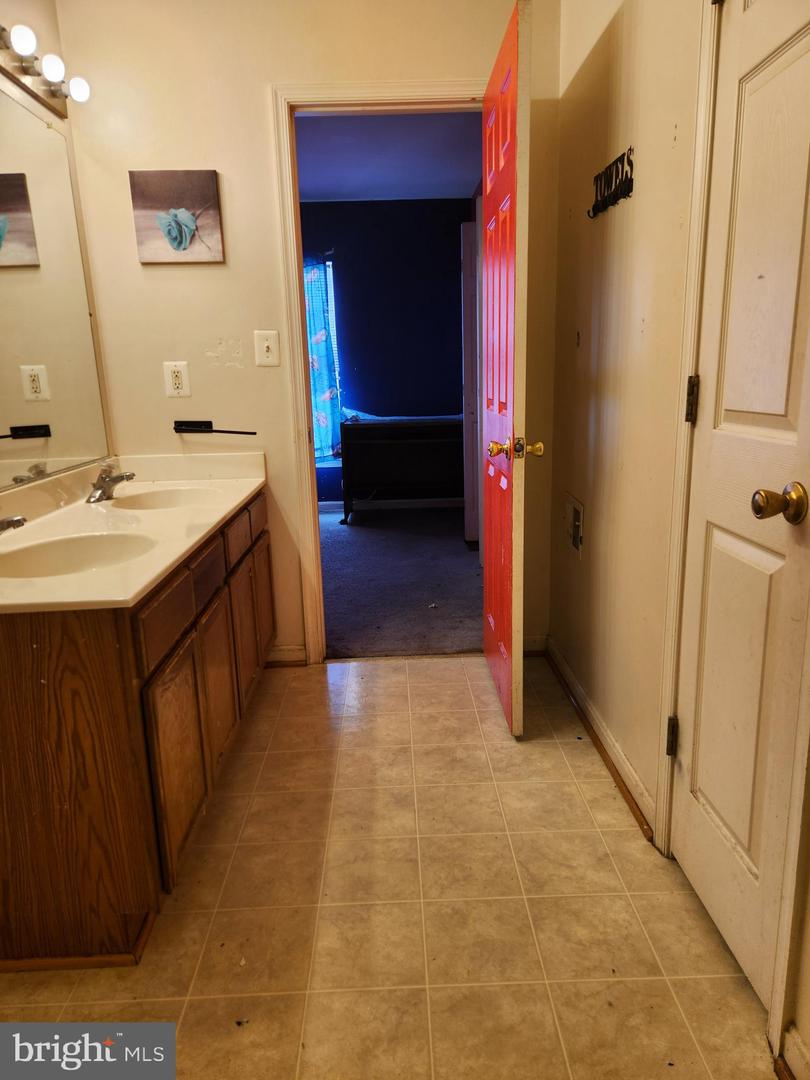 1723 STANTON TER SE, WASHINGTON, District Of Columbia 20020, 2 Bedrooms Bedrooms, ,1 BathroomBathrooms,Residential,For sale,1723 STANTON TER SE,DCDC2205248 MLS # DCDC2205248