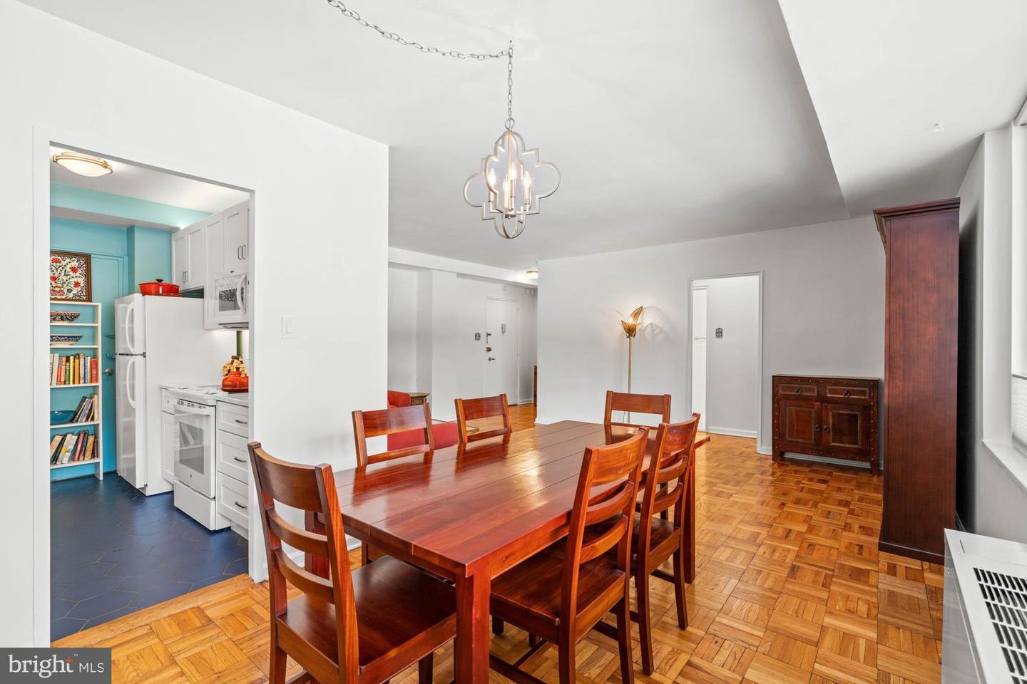 4740 CONNECTICUT AVE NW #204, WASHINGTON, District Of Columbia 20008, 1 Bedroom Bedrooms, ,1 BathroomBathrooms,Residential,For sale,4740 CONNECTICUT AVE NW #204,DCDC2205440 MLS # DCDC2205440