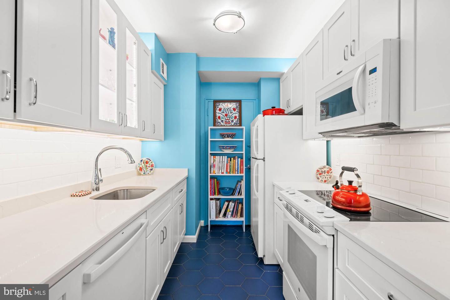 4740 CONNECTICUT AVE NW #204, WASHINGTON, District Of Columbia 20008, 1 Bedroom Bedrooms, ,1 BathroomBathrooms,Residential,For sale,4740 CONNECTICUT AVE NW #204,DCDC2205440 MLS # DCDC2205440