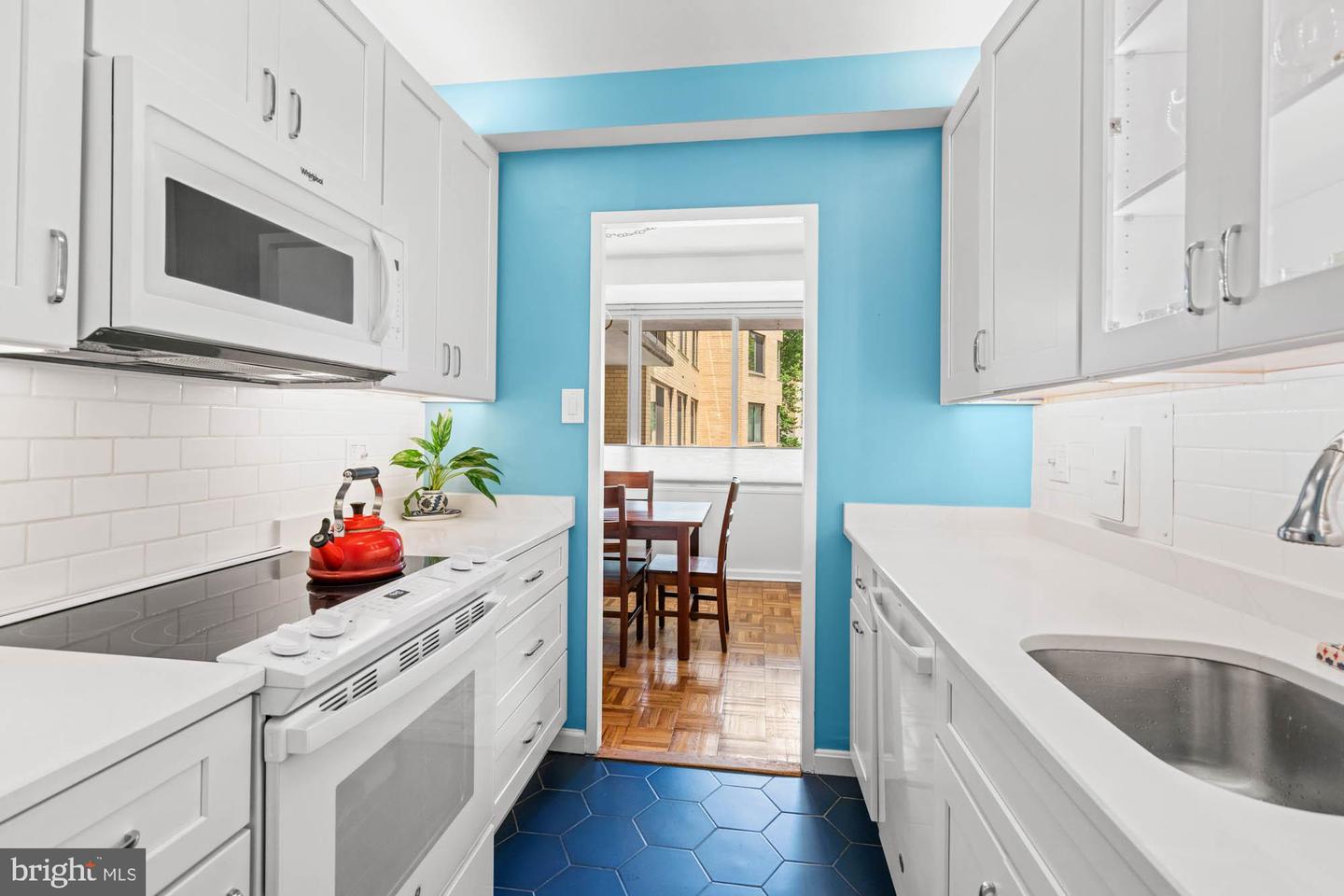 4740 CONNECTICUT AVE NW #204, WASHINGTON, District Of Columbia 20008, 1 Bedroom Bedrooms, ,1 BathroomBathrooms,Residential,For sale,4740 CONNECTICUT AVE NW #204,DCDC2205440 MLS # DCDC2205440