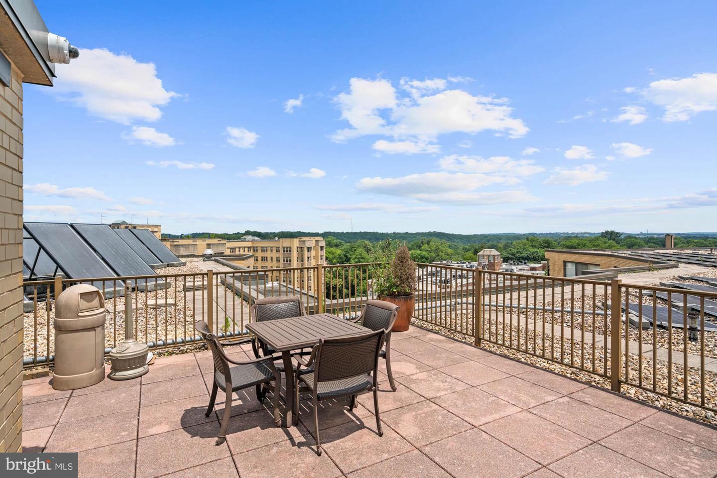 4740 CONNECTICUT AVE NW #204, WASHINGTON, District Of Columbia 20008, 1 Bedroom Bedrooms, ,1 BathroomBathrooms,Residential,For sale,4740 CONNECTICUT AVE NW #204,DCDC2205440 MLS # DCDC2205440