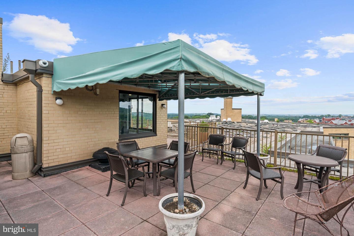 4740 CONNECTICUT AVE NW #204, WASHINGTON, District Of Columbia 20008, 1 Bedroom Bedrooms, ,1 BathroomBathrooms,Residential,For sale,4740 CONNECTICUT AVE NW #204,DCDC2205440 MLS # DCDC2205440