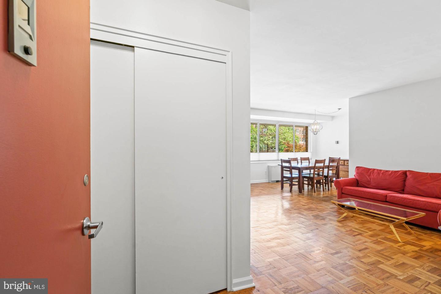 4740 CONNECTICUT AVE NW #204, WASHINGTON, District Of Columbia 20008, 1 Bedroom Bedrooms, ,1 BathroomBathrooms,Residential,For sale,4740 CONNECTICUT AVE NW #204,DCDC2205440 MLS # DCDC2205440