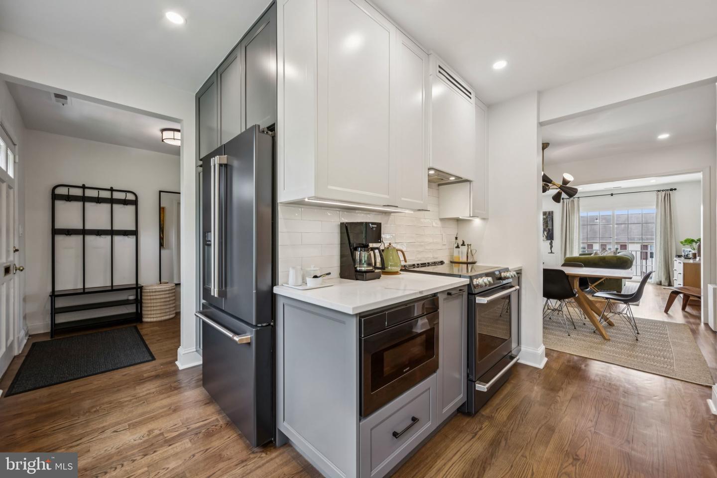 1610 BELMONT ST NW #B, WASHINGTON, District Of Columbia 20009, 3 Bedrooms Bedrooms, ,2 BathroomsBathrooms,Residential,For sale,1610 BELMONT ST NW #B,DCDC2205448 MLS # DCDC2205448