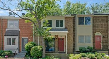 308 SANDERSON DR, STERLING, Virginia 20164, 3 Bedrooms Bedrooms, ,2 BathroomsBathrooms,Residential,For sale,308 SANDERSON DR,VALO2099212 MLS # VALO2099212