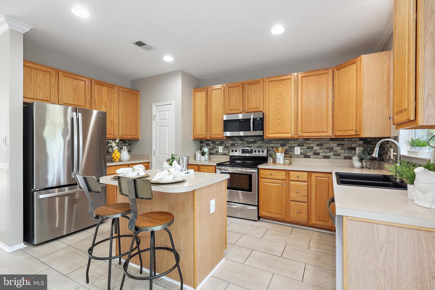 19 BARNUM DR, STAFFORD, Virginia 22556, 4 Bedrooms Bedrooms, ,3 BathroomsBathrooms,Residential,For sale,19 BARNUM DR,VAST2039708 MLS # VAST2039708