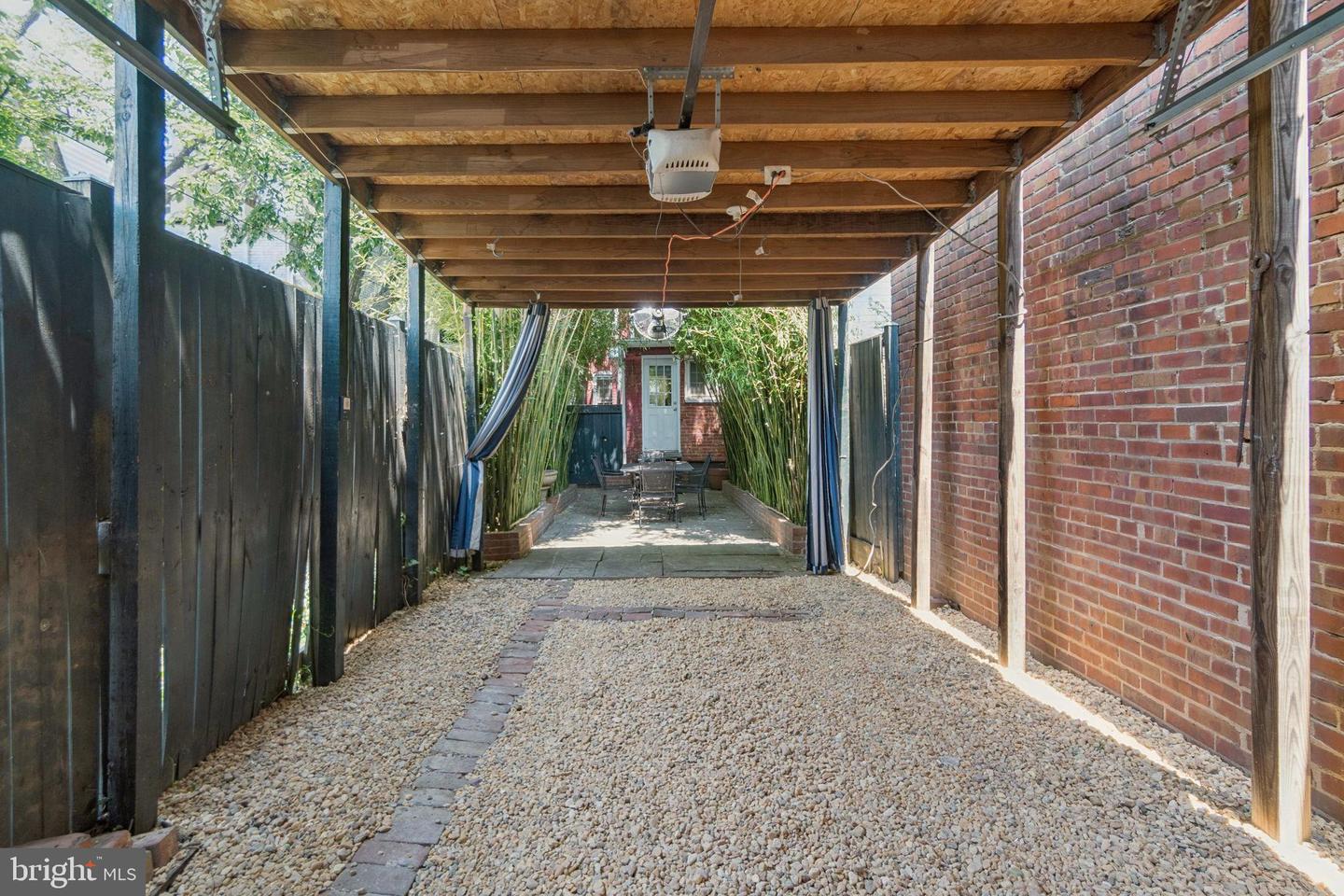 1317 POTOMAC AVE SE, WASHINGTON, District Of Columbia 20003, 2 Bedrooms Bedrooms, ,1 BathroomBathrooms,Residential,For sale,1317 POTOMAC AVE SE,DCDC2205478 MLS # DCDC2205478