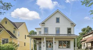4705 25TH ST N, ARLINGTON, Virginia 22207, 7 Bedrooms Bedrooms, ,6 BathroomsBathrooms,Residential,For sale,4705 25TH ST N,VAAR2059122 MLS # VAAR2059122