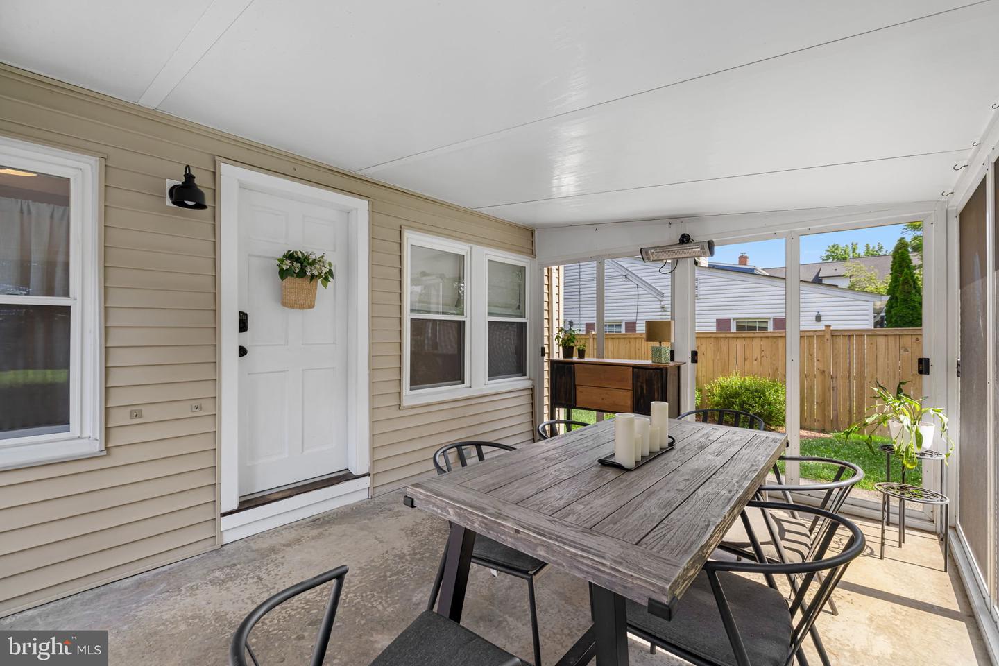 2800 W GEORGE MASON RD, FALLS CHURCH, Virginia 22042, 3 Bedrooms Bedrooms, ,2 BathroomsBathrooms,Residential,For sale,2800 W GEORGE MASON RD,VAFX2247224 MLS # VAFX2247224