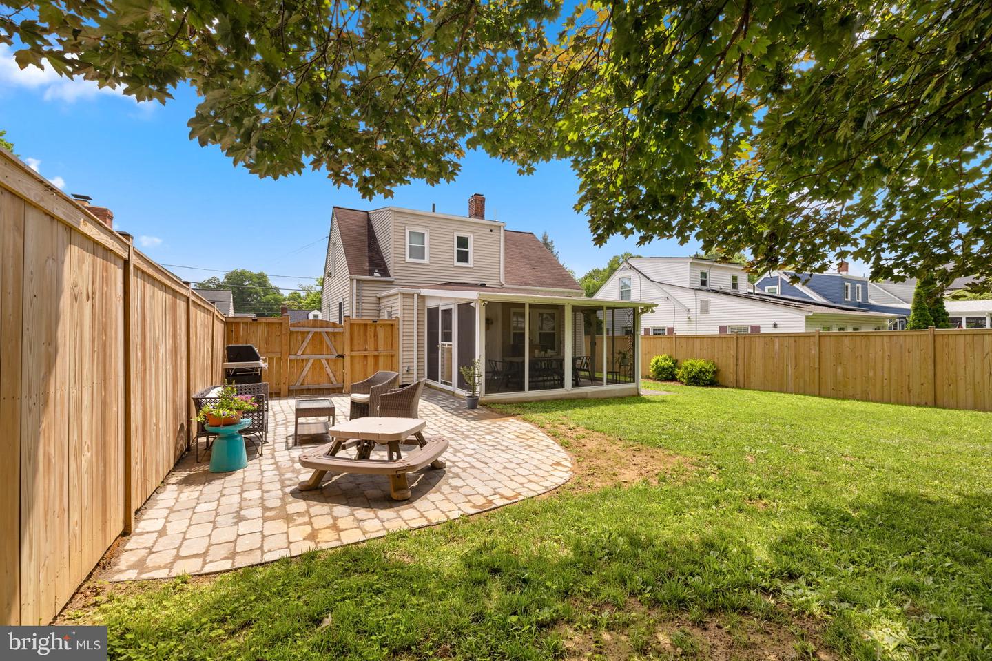2800 W GEORGE MASON RD, FALLS CHURCH, Virginia 22042, 3 Bedrooms Bedrooms, ,2 BathroomsBathrooms,Residential,For sale,2800 W GEORGE MASON RD,VAFX2247224 MLS # VAFX2247224