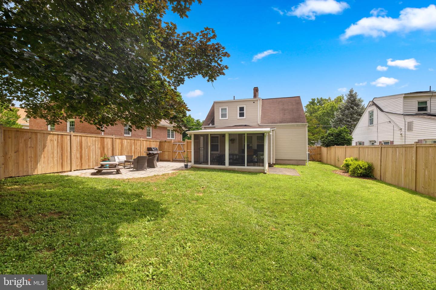 2800 W GEORGE MASON RD, FALLS CHURCH, Virginia 22042, 3 Bedrooms Bedrooms, ,2 BathroomsBathrooms,Residential,For sale,2800 W GEORGE MASON RD,VAFX2247224 MLS # VAFX2247224