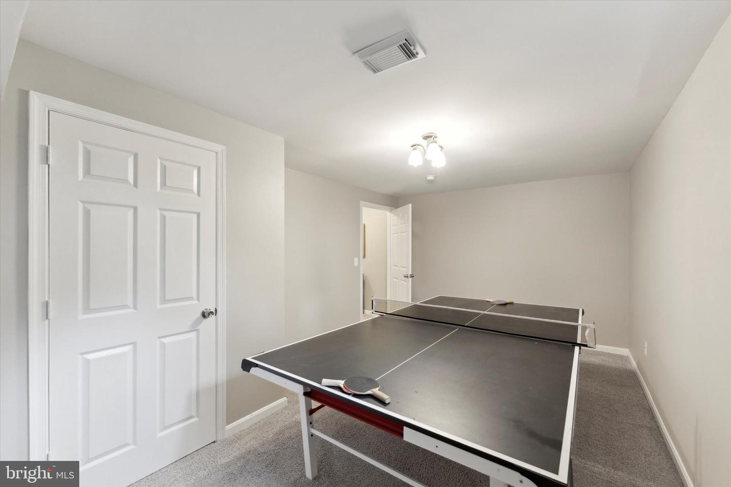 13945 STONEFIELD DR, CLIFTON, Virginia 20124, 4 Bedrooms Bedrooms, ,3 BathroomsBathrooms,Residential,For sale,13945 STONEFIELD DR,VAFX2247228 MLS # VAFX2247228