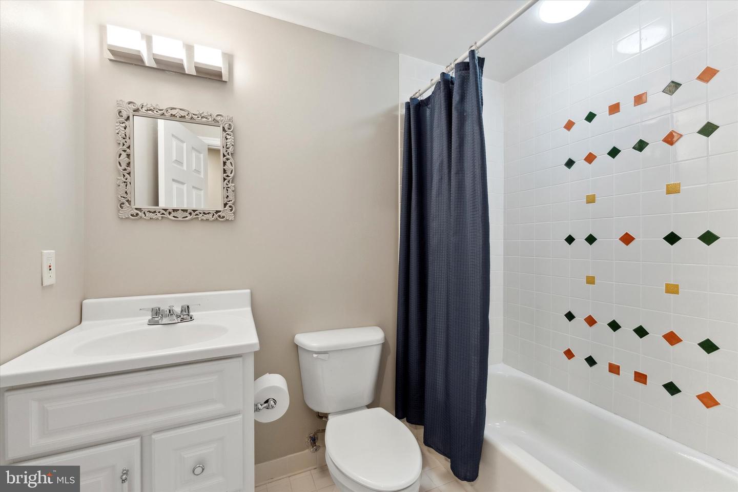 13945 STONEFIELD DR, CLIFTON, Virginia 20124, 4 Bedrooms Bedrooms, ,3 BathroomsBathrooms,Residential,For sale,13945 STONEFIELD DR,VAFX2247228 MLS # VAFX2247228