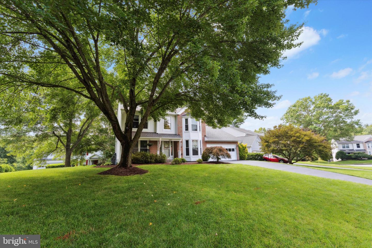 13945 STONEFIELD DR, CLIFTON, Virginia 20124, 4 Bedrooms Bedrooms, ,3 BathroomsBathrooms,Residential,For sale,13945 STONEFIELD DR,VAFX2247228 MLS # VAFX2247228