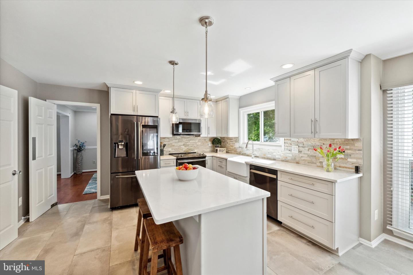 13945 STONEFIELD DR, CLIFTON, Virginia 20124, 4 Bedrooms Bedrooms, ,3 BathroomsBathrooms,Residential,For sale,13945 STONEFIELD DR,VAFX2247228 MLS # VAFX2247228