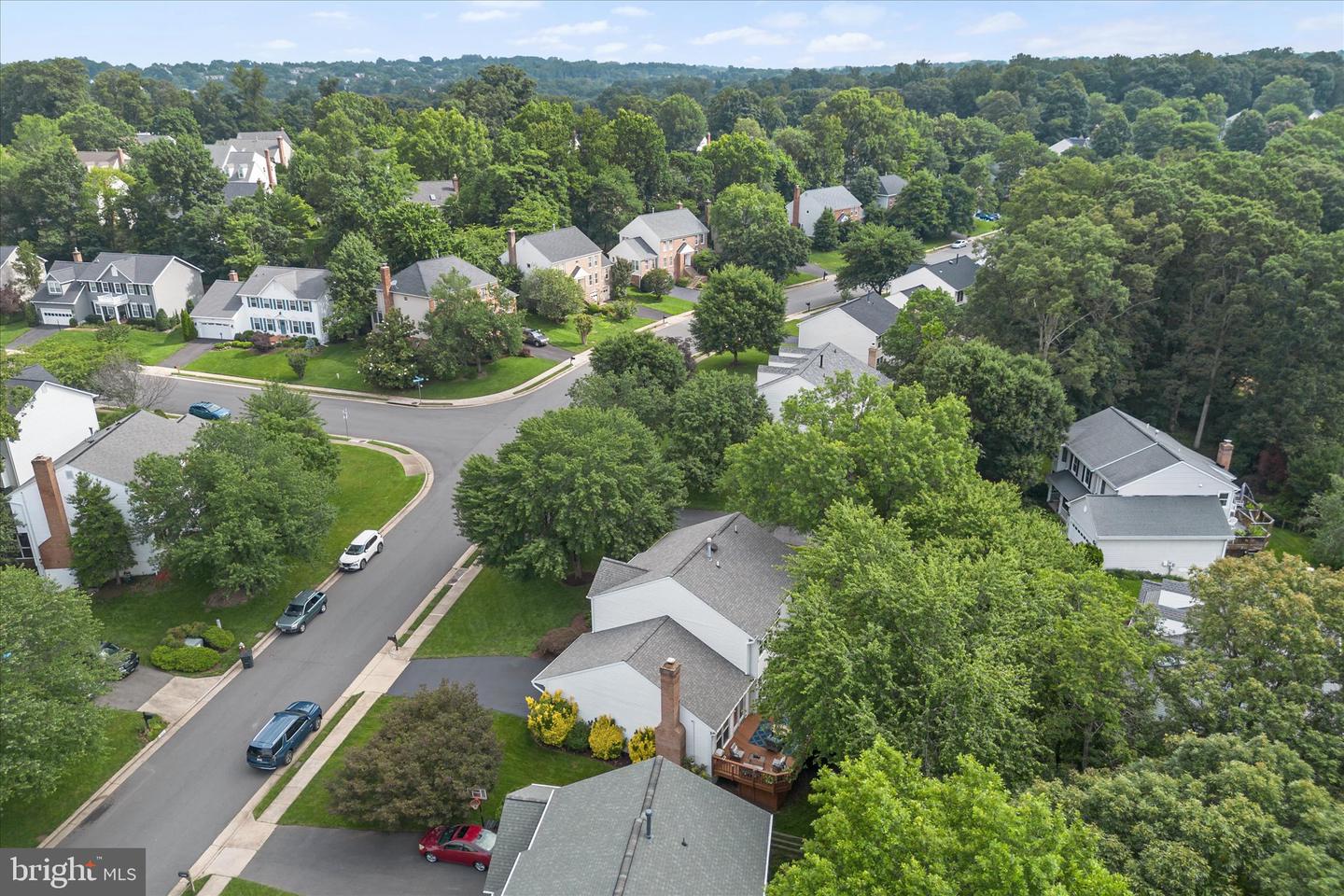 13945 STONEFIELD DR, CLIFTON, Virginia 20124, 4 Bedrooms Bedrooms, ,3 BathroomsBathrooms,Residential,For sale,13945 STONEFIELD DR,VAFX2247228 MLS # VAFX2247228