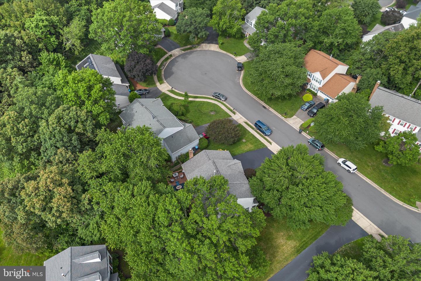 13945 STONEFIELD DR, CLIFTON, Virginia 20124, 4 Bedrooms Bedrooms, ,3 BathroomsBathrooms,Residential,For sale,13945 STONEFIELD DR,VAFX2247228 MLS # VAFX2247228