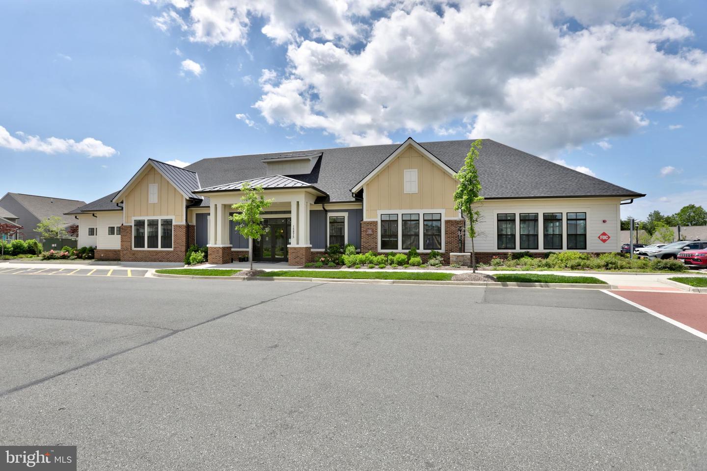 15937 CUCUMBER MAGNOLIA WAY, HAYMARKET, Virginia 20169, 2 Bedrooms Bedrooms, ,3 BathroomsBathrooms,Residential,For sale,15937 CUCUMBER MAGNOLIA WAY,VAPW2096992 MLS # VAPW2096992