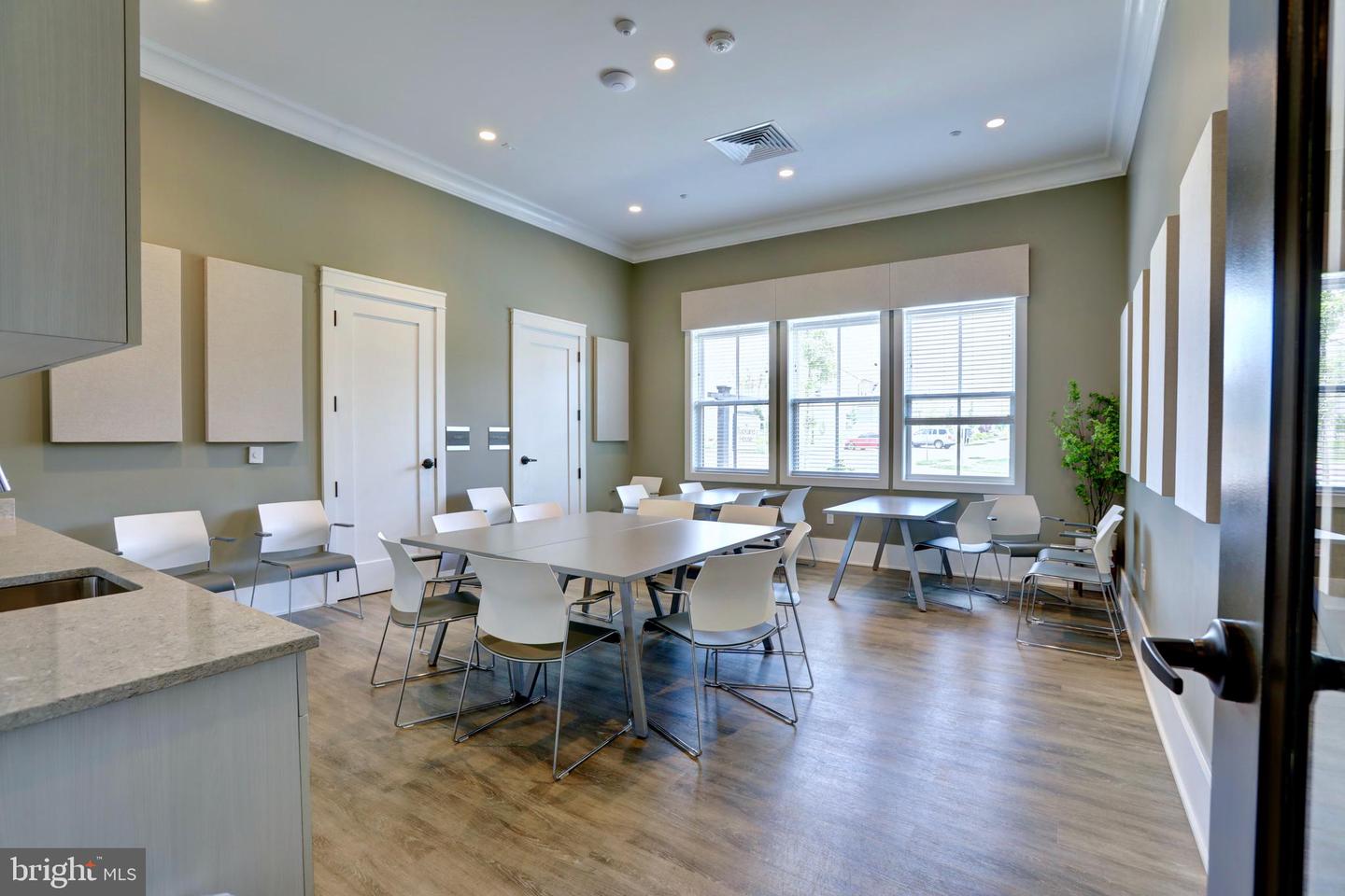 15937 CUCUMBER MAGNOLIA WAY, HAYMARKET, Virginia 20169, 2 Bedrooms Bedrooms, ,3 BathroomsBathrooms,Residential,For sale,15937 CUCUMBER MAGNOLIA WAY,VAPW2096992 MLS # VAPW2096992