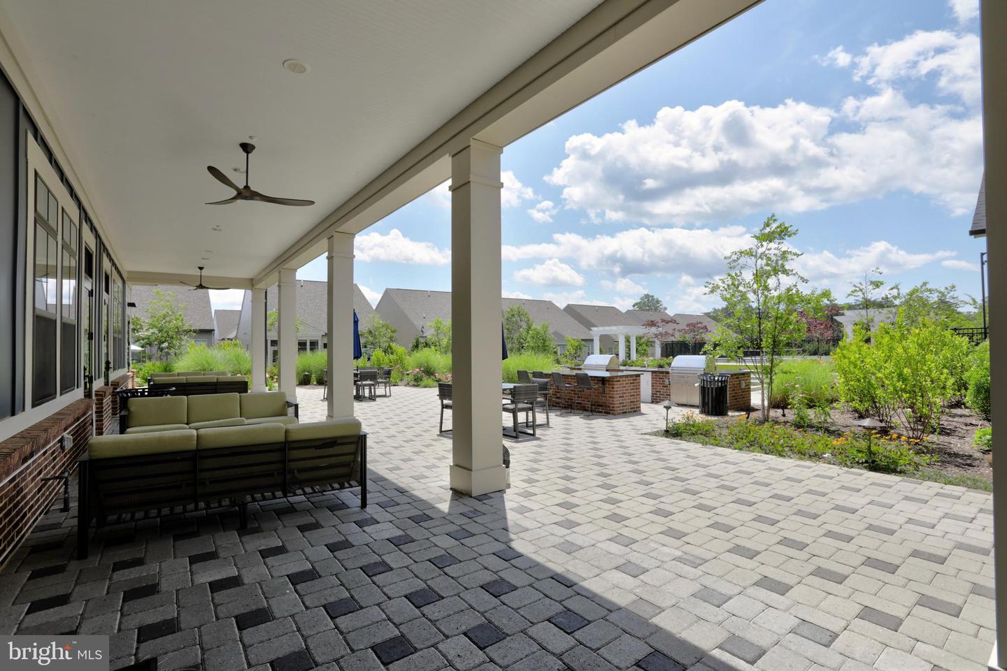 15937 CUCUMBER MAGNOLIA WAY, HAYMARKET, Virginia 20169, 2 Bedrooms Bedrooms, ,3 BathroomsBathrooms,Residential,For sale,15937 CUCUMBER MAGNOLIA WAY,VAPW2096992 MLS # VAPW2096992