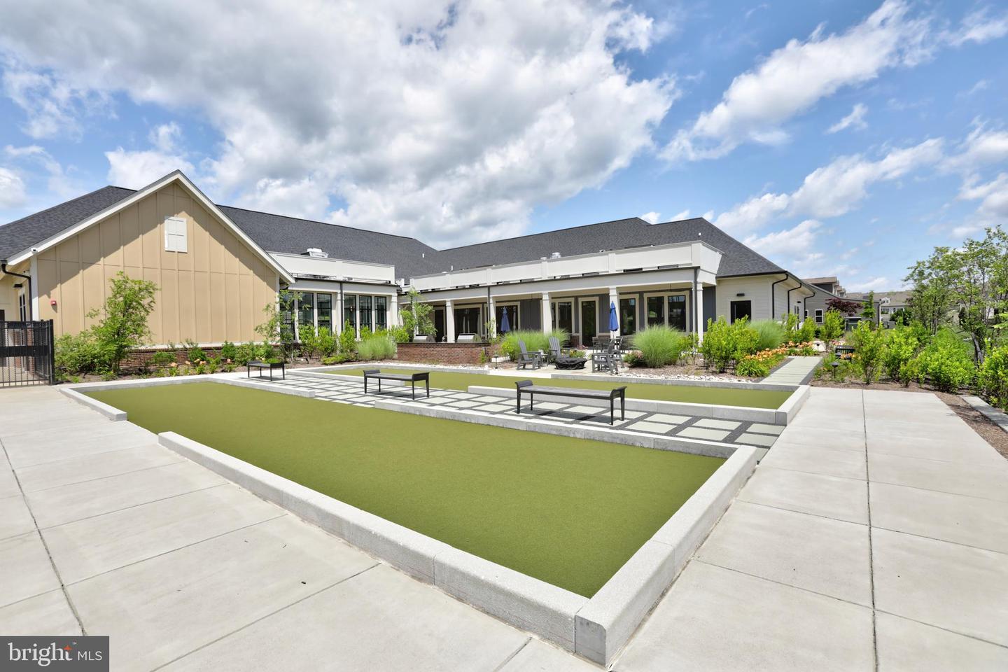 15937 CUCUMBER MAGNOLIA WAY, HAYMARKET, Virginia 20169, 2 Bedrooms Bedrooms, ,3 BathroomsBathrooms,Residential,For sale,15937 CUCUMBER MAGNOLIA WAY,VAPW2096992 MLS # VAPW2096992