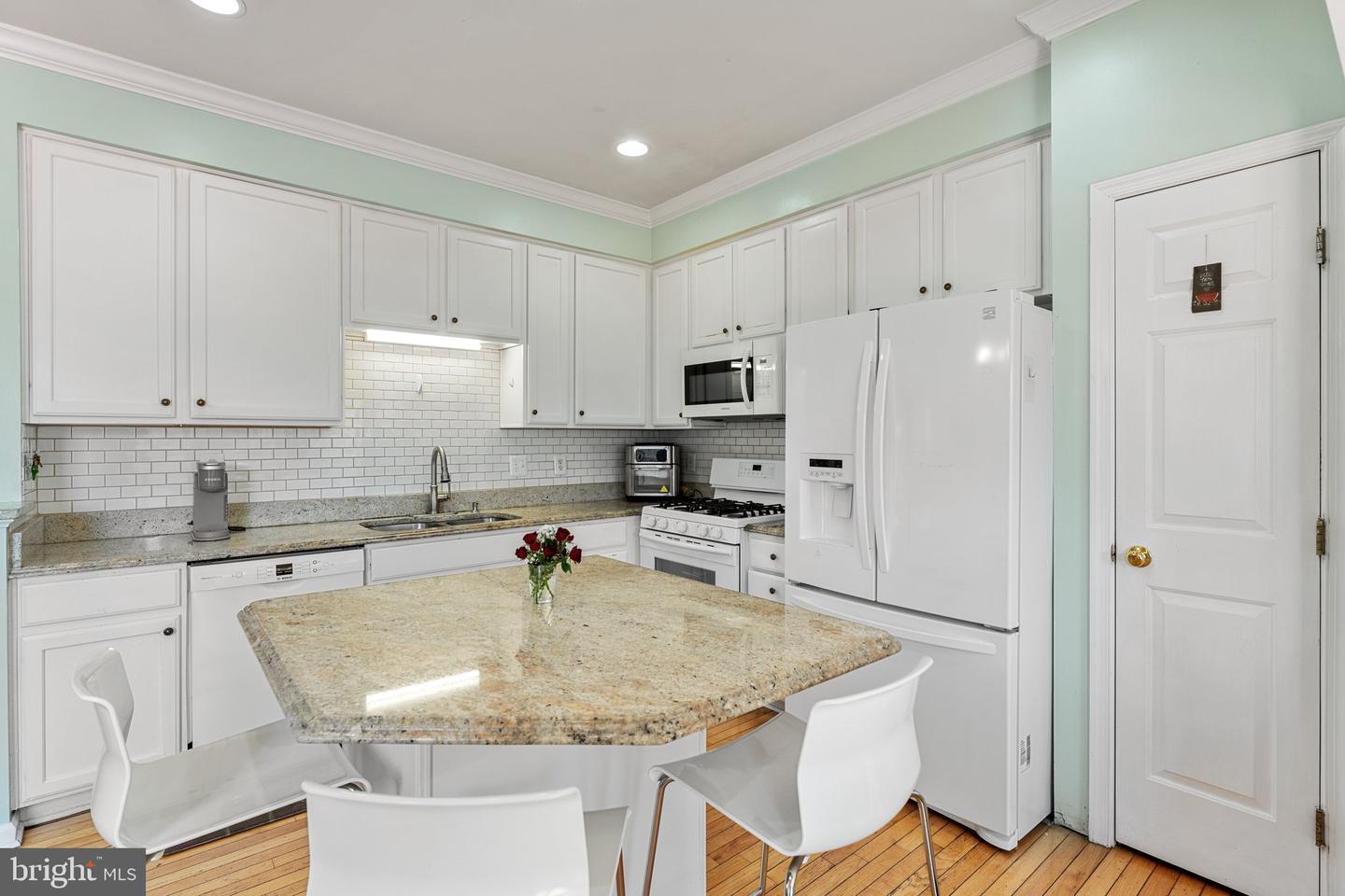 11749 BATLEY PL, WOODBRIDGE, Virginia 22192, 3 Bedrooms Bedrooms, ,3 BathroomsBathrooms,Residential,For sale,11749 BATLEY PL,VAPW2097018 MLS # VAPW2097018