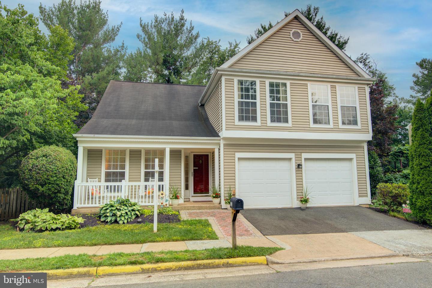 322 DEERPATH AVE SW, LEESBURG, Virginia 20175, 3 Bedrooms Bedrooms, ,3 BathroomsBathrooms,Residential,For sale,322 DEERPATH AVE SW,VALO2099540 MLS # VALO2099540