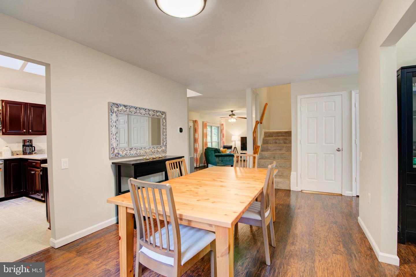 322 DEERPATH AVE SW, LEESBURG, Virginia 20175, 3 Bedrooms Bedrooms, ,3 BathroomsBathrooms,Residential,For sale,322 DEERPATH AVE SW,VALO2099540 MLS # VALO2099540