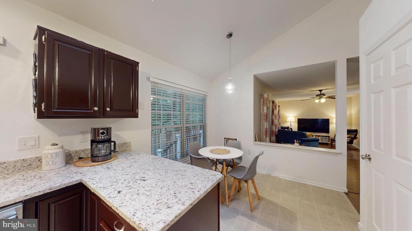 322 DEERPATH AVE SW, LEESBURG, Virginia 20175, 3 Bedrooms Bedrooms, ,3 BathroomsBathrooms,Residential,For sale,322 DEERPATH AVE SW,VALO2099540 MLS # VALO2099540