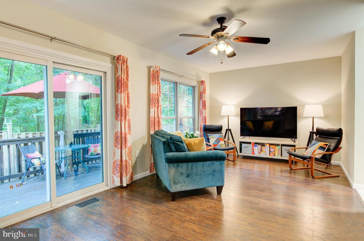 322 DEERPATH AVE SW, LEESBURG, Virginia 20175, 3 Bedrooms Bedrooms, ,3 BathroomsBathrooms,Residential,For sale,322 DEERPATH AVE SW,VALO2099540 MLS # VALO2099540