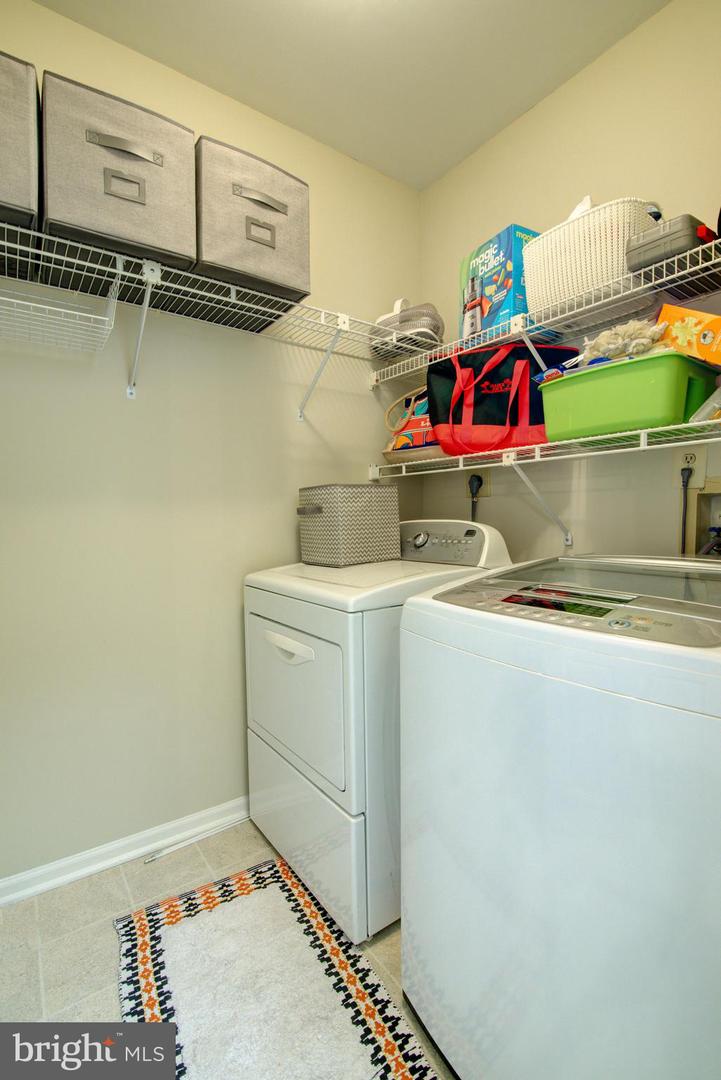 322 DEERPATH AVE SW, LEESBURG, Virginia 20175, 3 Bedrooms Bedrooms, ,3 BathroomsBathrooms,Residential,For sale,322 DEERPATH AVE SW,VALO2099540 MLS # VALO2099540