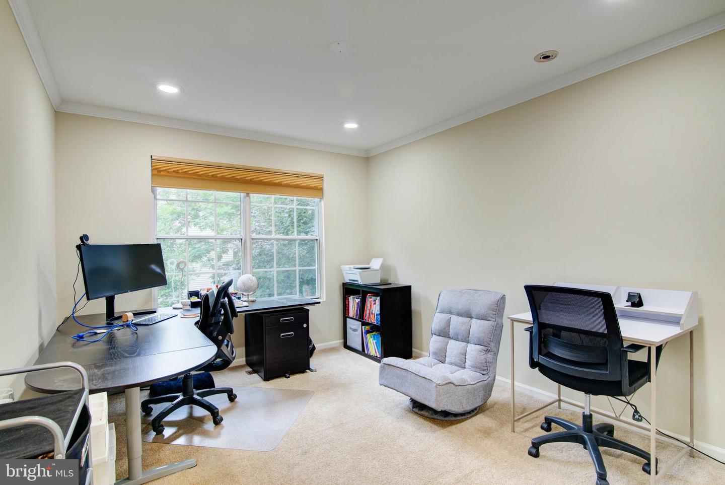 322 DEERPATH AVE SW, LEESBURG, Virginia 20175, 3 Bedrooms Bedrooms, ,3 BathroomsBathrooms,Residential,For sale,322 DEERPATH AVE SW,VALO2099540 MLS # VALO2099540