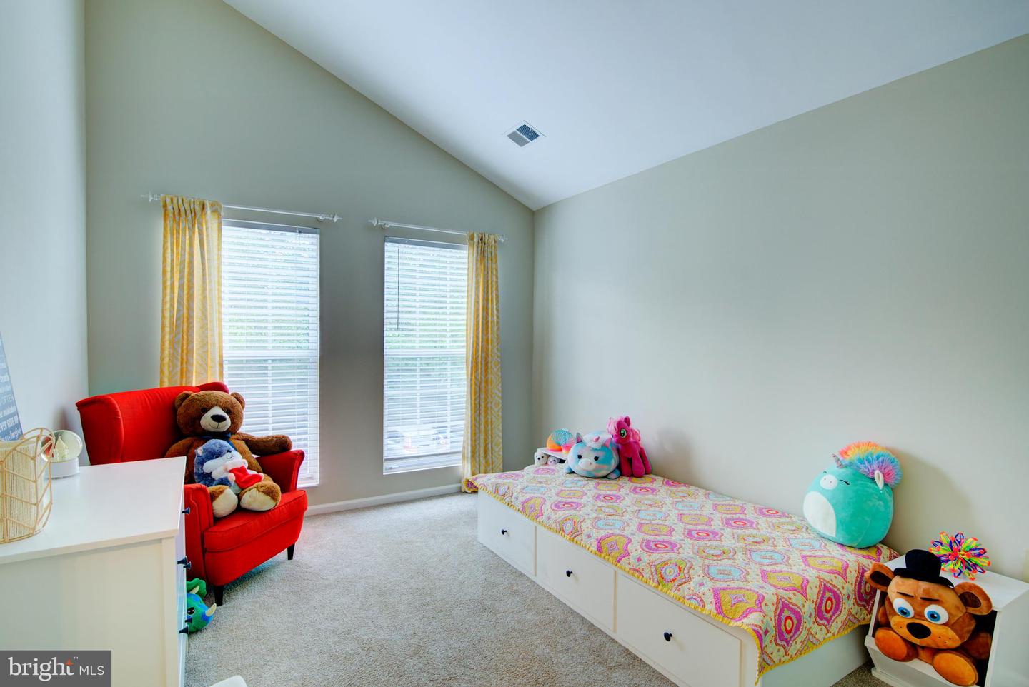 322 DEERPATH AVE SW, LEESBURG, Virginia 20175, 3 Bedrooms Bedrooms, ,3 BathroomsBathrooms,Residential,For sale,322 DEERPATH AVE SW,VALO2099540 MLS # VALO2099540