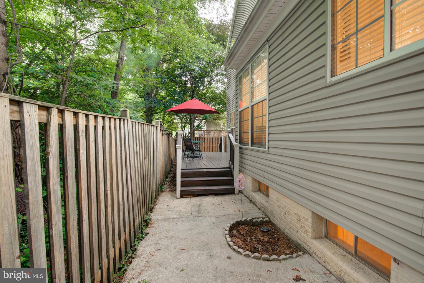 322 DEERPATH AVE SW, LEESBURG, Virginia 20175, 3 Bedrooms Bedrooms, ,3 BathroomsBathrooms,Residential,For sale,322 DEERPATH AVE SW,VALO2099540 MLS # VALO2099540