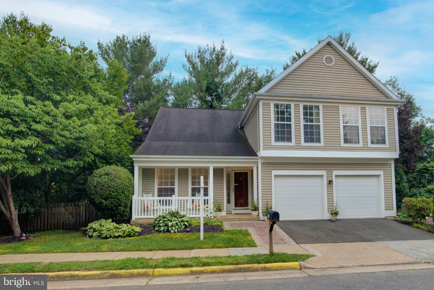 322 DEERPATH AVE SW, LEESBURG, Virginia 20175, 3 Bedrooms Bedrooms, ,3 BathroomsBathrooms,Residential,For sale,322 DEERPATH AVE SW,VALO2099540 MLS # VALO2099540
