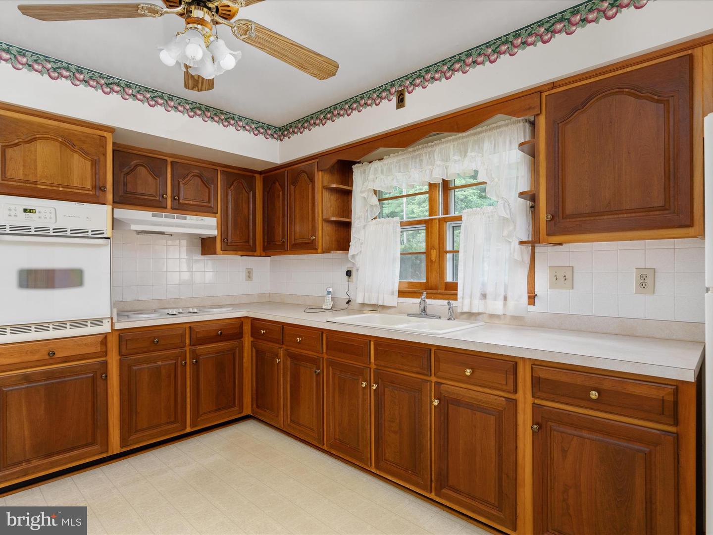 1141 ELM ST, FRONT ROYAL, Virginia 22630, 3 Bedrooms Bedrooms, ,3 BathroomsBathrooms,Residential,For sale,1141 ELM ST,VAWR2011462 MLS # VAWR2011462
