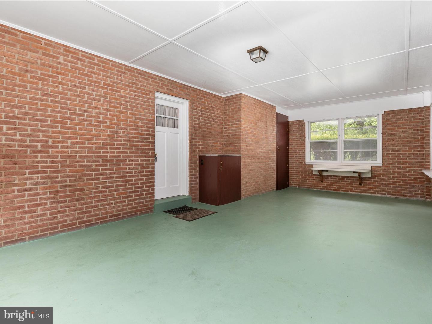 1141 ELM ST, FRONT ROYAL, Virginia 22630, 3 Bedrooms Bedrooms, ,3 BathroomsBathrooms,Residential,For sale,1141 ELM ST,VAWR2011462 MLS # VAWR2011462