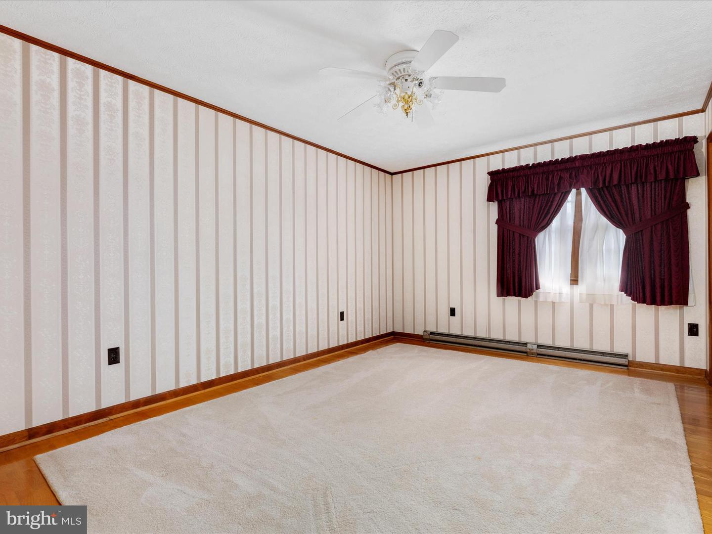 1141 ELM ST, FRONT ROYAL, Virginia 22630, 3 Bedrooms Bedrooms, ,3 BathroomsBathrooms,Residential,For sale,1141 ELM ST,VAWR2011462 MLS # VAWR2011462