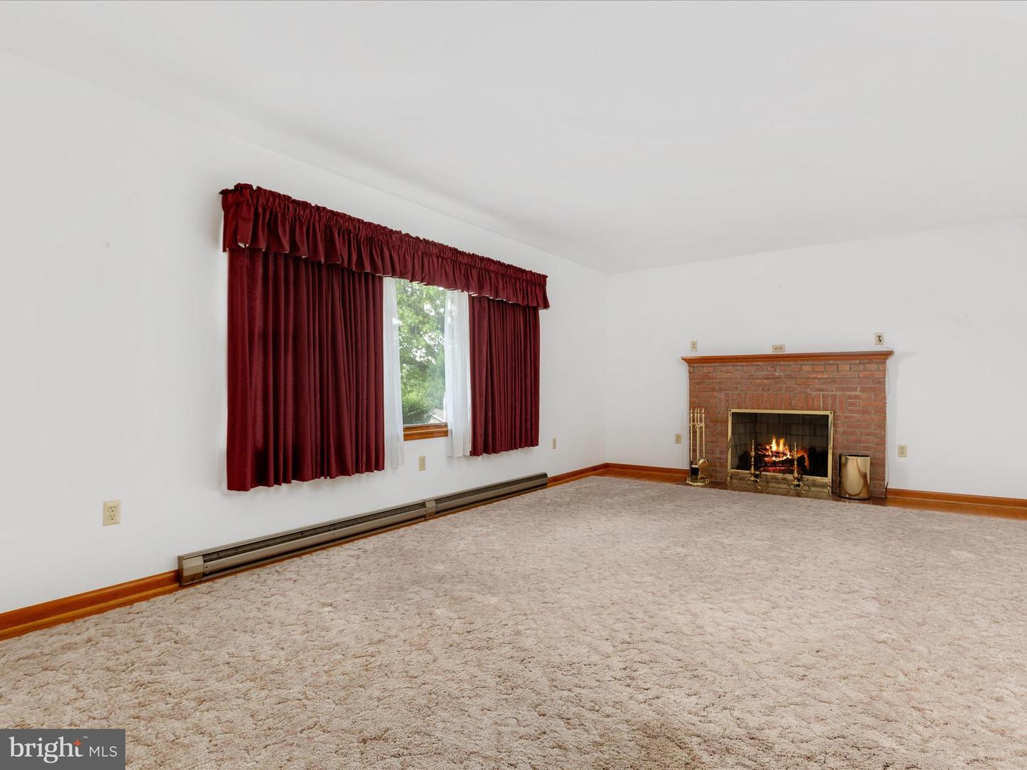 1141 ELM ST, FRONT ROYAL, Virginia 22630, 3 Bedrooms Bedrooms, ,3 BathroomsBathrooms,Residential,For sale,1141 ELM ST,VAWR2011462 MLS # VAWR2011462