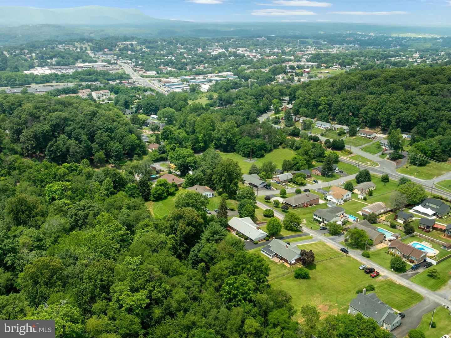 1141 ELM ST, FRONT ROYAL, Virginia 22630, 3 Bedrooms Bedrooms, ,3 BathroomsBathrooms,Residential,For sale,1141 ELM ST,VAWR2011462 MLS # VAWR2011462