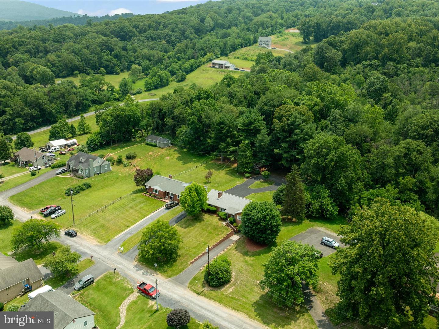 1141 ELM ST, FRONT ROYAL, Virginia 22630, 3 Bedrooms Bedrooms, ,3 BathroomsBathrooms,Residential,For sale,1141 ELM ST,VAWR2011462 MLS # VAWR2011462